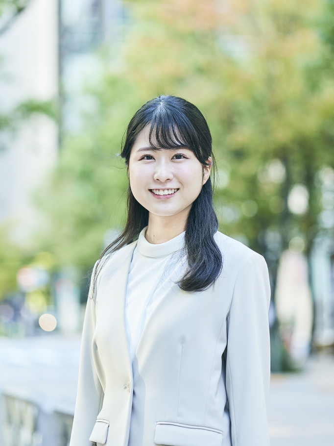 笑うことも大切な仕事、「相手第一」の私だから。