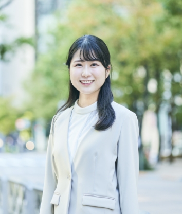笑うことも大切な仕事、「相手第一」の私だから。